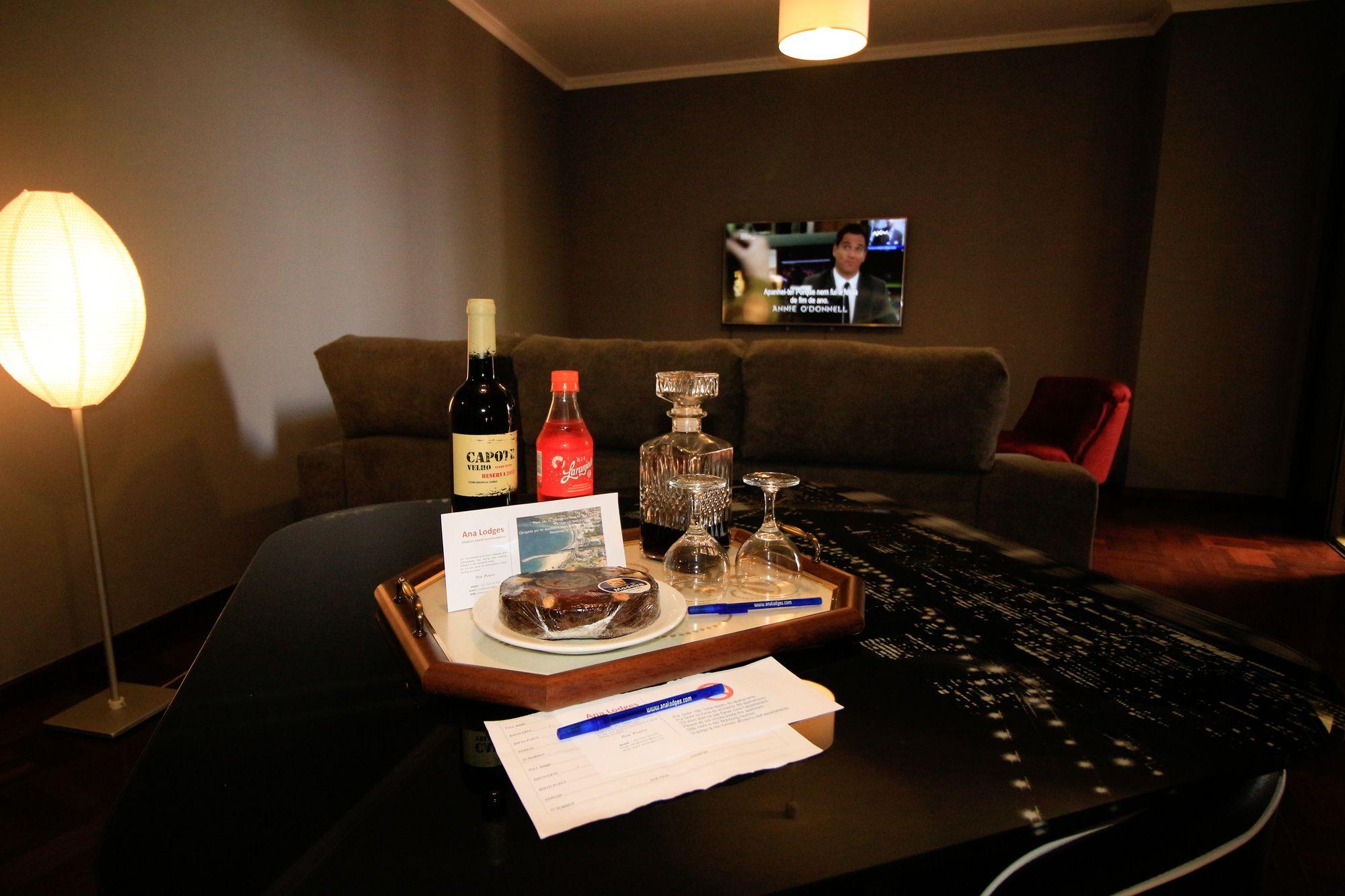 Our Dream Downtown Experience By Analodges ฟุงชาล ภายนอก รูปภาพ